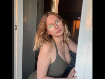 Cam for earleneaxley