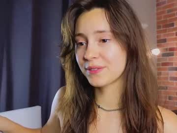 Cam for jasmindoroti