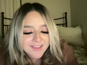 Cam for sunshinemae09