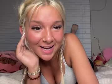 Cam for zoegabrielle