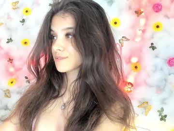 Cam for babyaylin