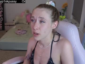 Cam for pr3ttyp1nkpussy