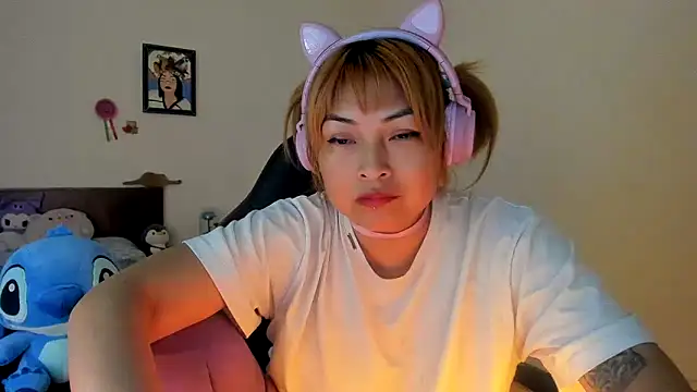 Stripchat Sex Cam for Shaddycute_