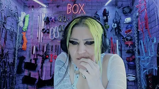 Stripchat Sex Cam for PANDORANEZZ