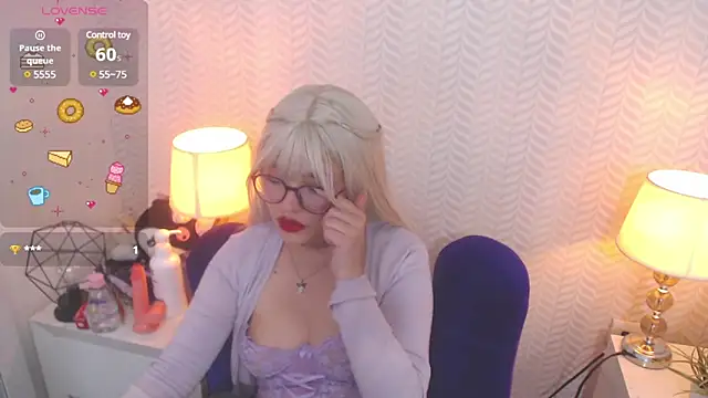 Stripchat Sex Cam for RavenLove_