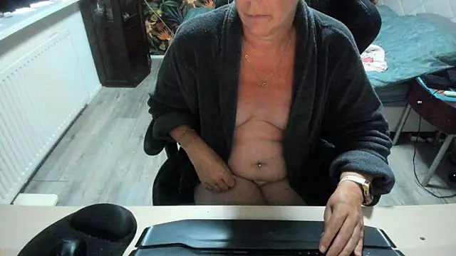 Stripchat Sex Cam for minoesje37