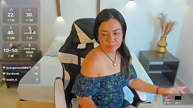 Stripchat Sex Cam for nahia_13