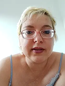 Stripchat Sex Cam for VikaKing