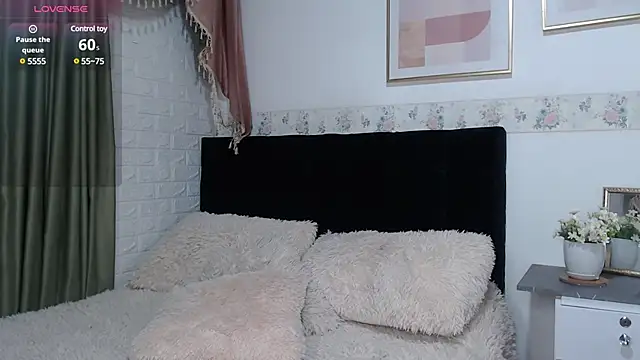 Stripchat Sex Cam for EliiIh_