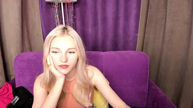 Stripchat Sex Cam for LisaFoxyMe