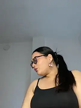 Stripchat Sex Cam for EvelynnBunny_