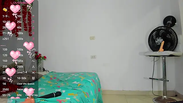 Stripchat Sex Cam for kitana_23