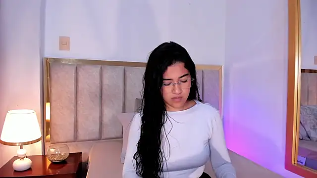 Stripchat Sex Cam for LeaahCarter