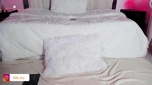 Stripchat Sex Cam for lilith_dy