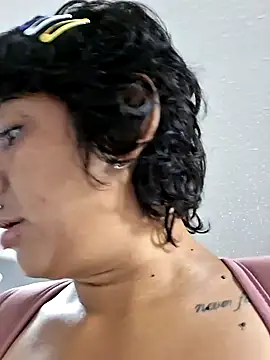 Stripchat Sex Cam for MementoMoani