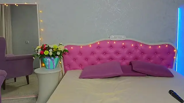 Stripchat Sex Cam for Ariana_Petite