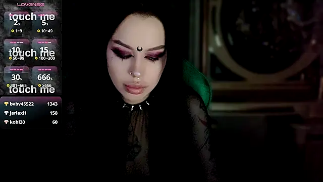 Stripchat Sex Cam for alexx_succubus