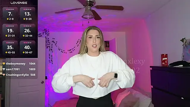 Stripchat Sex Cam for queenxlexy