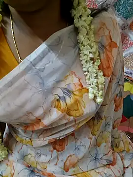 Stripchat Sex Cam for janani-tamizhachi