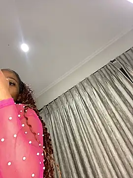 Stripchat Sex Cam for ItsLeyaa