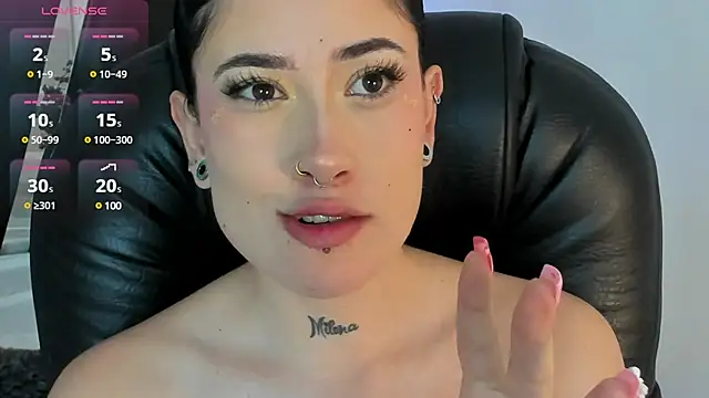 Stripchat Sex Cam for melody_suarez
