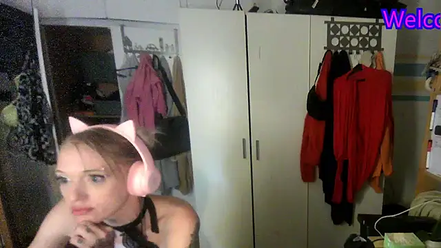 Stripchat Sex Cam for Harleyhot13