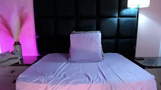 Stripchat Sex Cam for LucyJhonnsonn