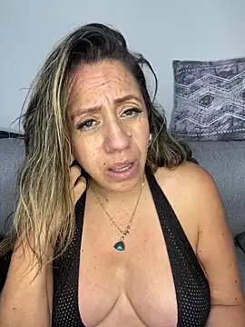 Stripchat Sex Cam for Francesca_Sensual