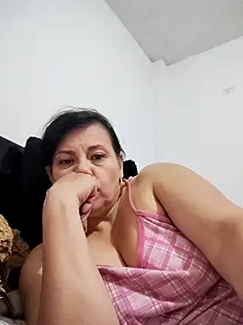 Stripchat Sex Cam for Natasha_milf12
