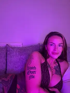 Stripchat Sex Cam for Nikki__Foxx