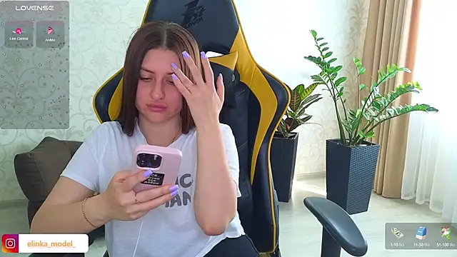 Stripchat Sex Cam for Elishka_