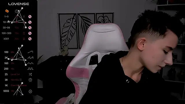 Stripchat Sex Cam for _Rein_ramm