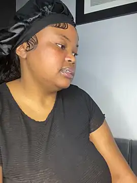 Stripchat Sex Cam for Curveysinaa