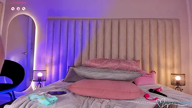Stripchat Sex Cam for Maia_Collins