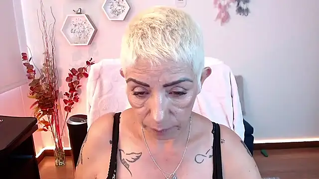 Stripchat Sex Cam for DevoraRose