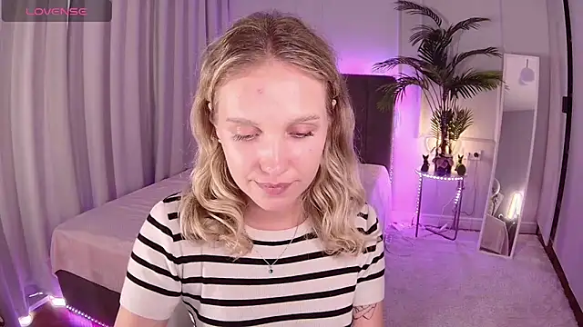 Stripchat Sex Cam for Melanie_Wood