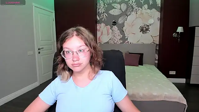 Stripchat Sex Cam for AngelinaLow