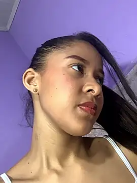 Stripchat Sex Cam for cute_cherry11