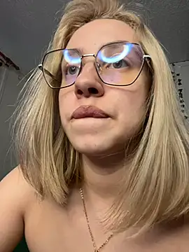 Stripchat Sex Cam for Kitty_Katrine
