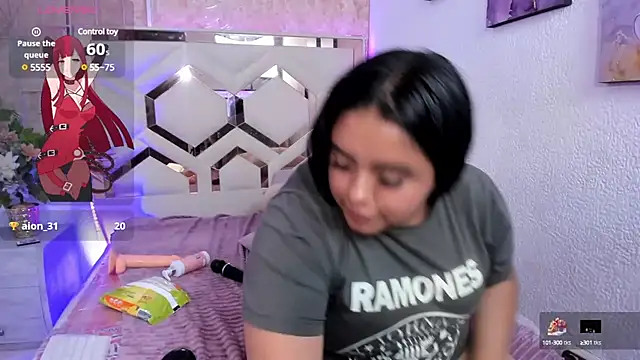 Stripchat Sex Cam for EmilyBrownn_