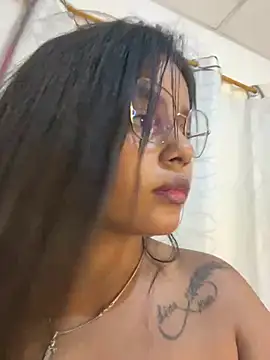 Stripchat Sex Cam for AnnePrince-