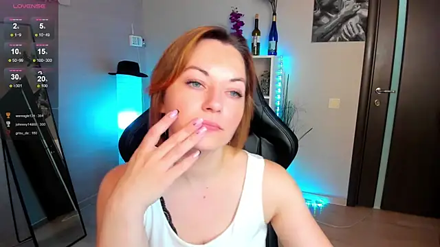 Stripchat Sex Cam for Serena_Woods
