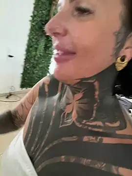 Stripchat Sex Cam for KathaleaNoir