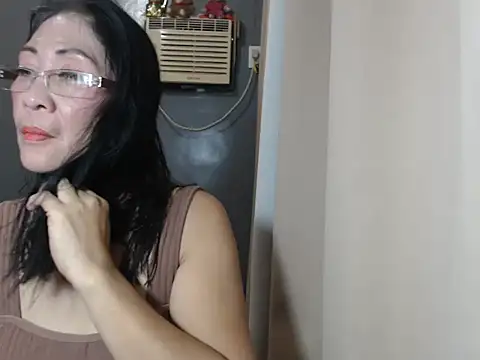 Stripchat Sex Cam for urpinay_rina