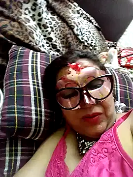 Stripchat Sex Cam for DesiMuffin