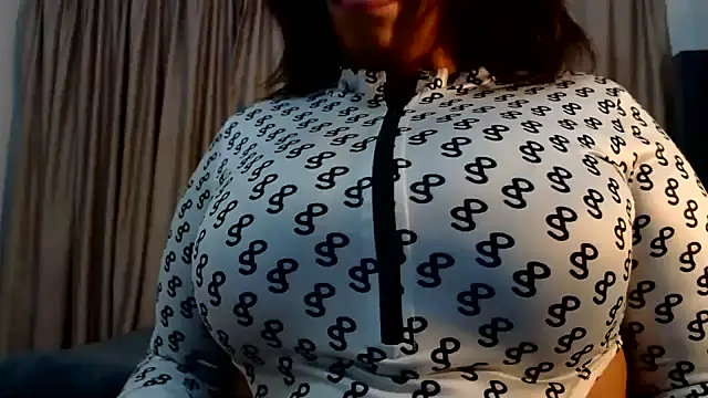 Stripchat Sex Cam for SexyFreaky_