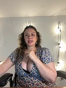 Stripchat Sex Cam for Elizabeth_Dupont_