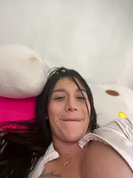 Stripchat Sex Cam for Emmily_19