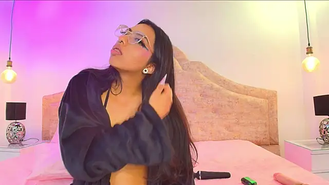 Stripchat Sex Cam for Sapphire_01