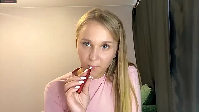 Stripchat Sex Cam for RobbinNakatsu